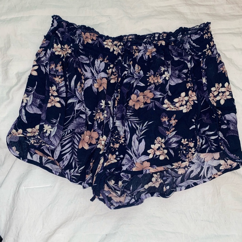 Bundle of American Eagle Flowy Shorts!
